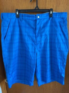 Callaway Royal Blue Flat-Front Men’s Golf Shorts